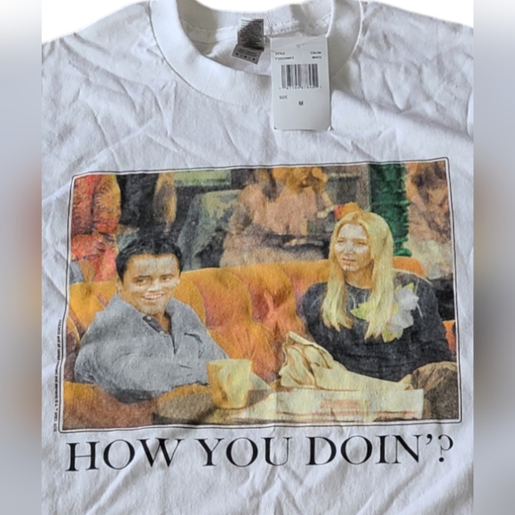 GILDEN | 100% COTTON | FRIENDS GRAPHIC T-SHIRT | SIZE MEDIUM - Picture 4 of 13